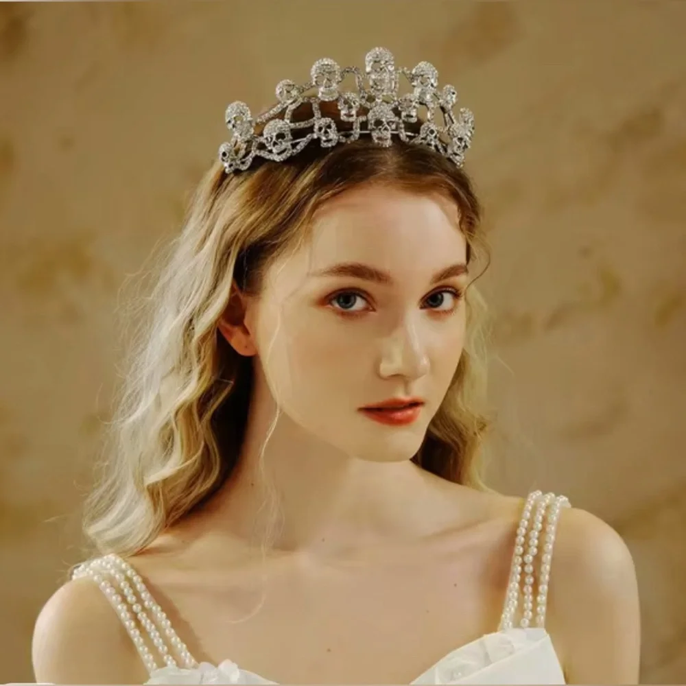 NWT 💎💀💎 PIPER k crystals embroidered skulls tiara crown